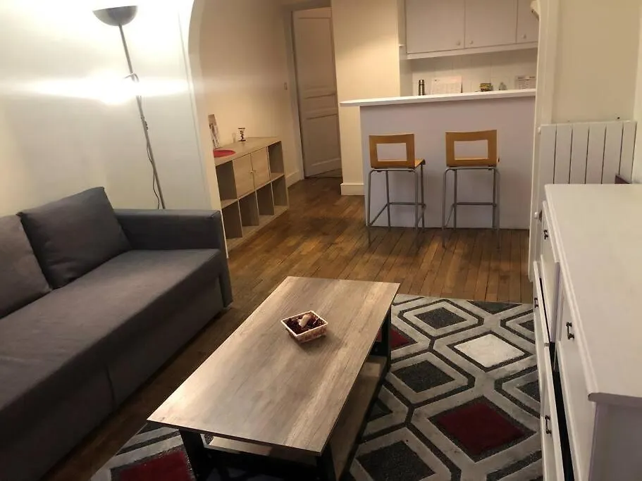 Apartament Beautiful Apartment,near Center